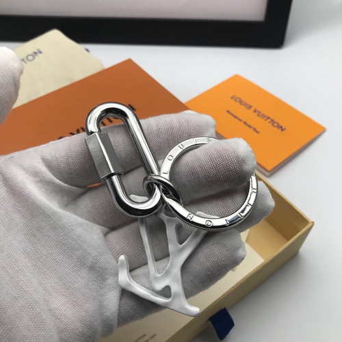 ブランドキーホルダー背面デザイン